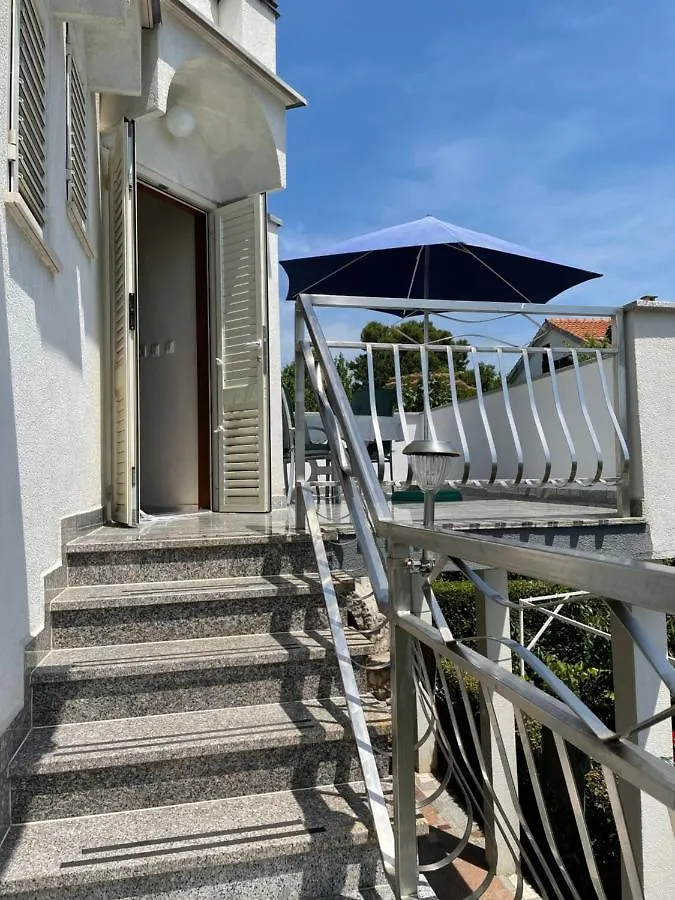 Haus Vantea Krk Town Apartamento