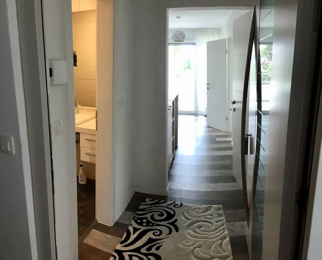 Haus Vantea Krk Town Apartamento